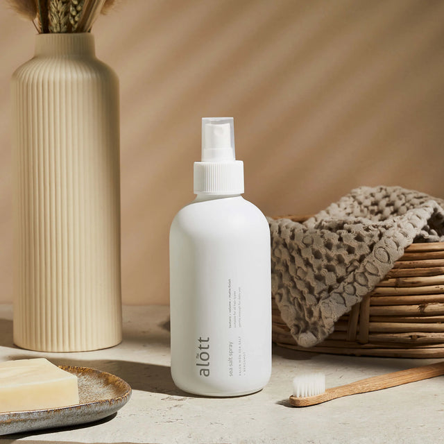 sea salt spray + refill pouch